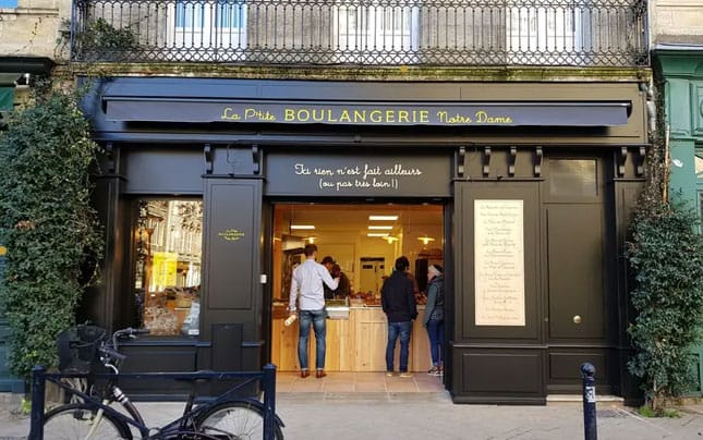 Boulangerie à côté de la Maison Labruyère Bordeaux